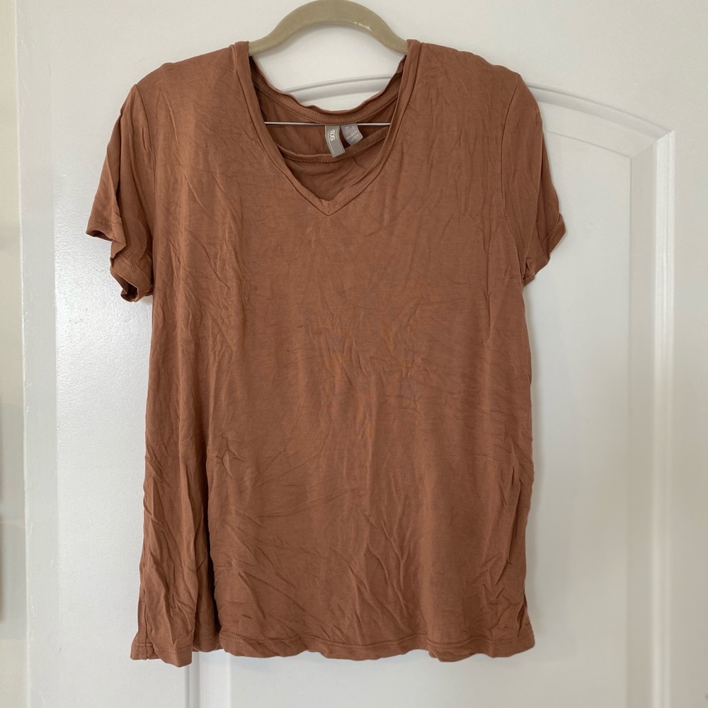 ASOS maternity v neck tee
